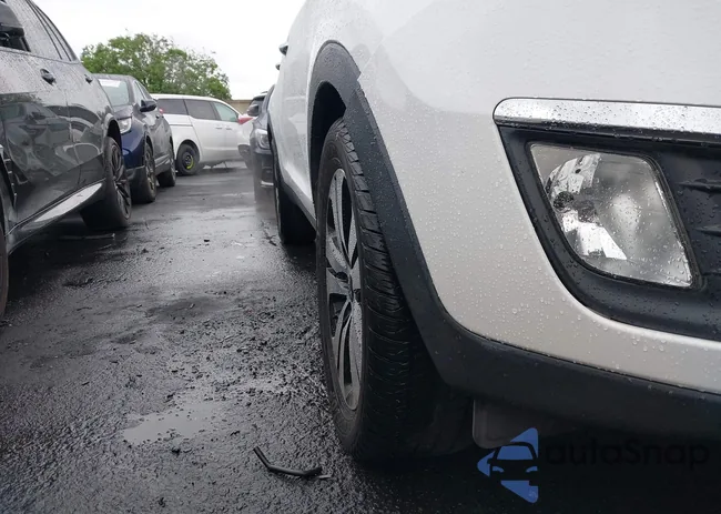 KNDPC3A2XD7404945: 44286293