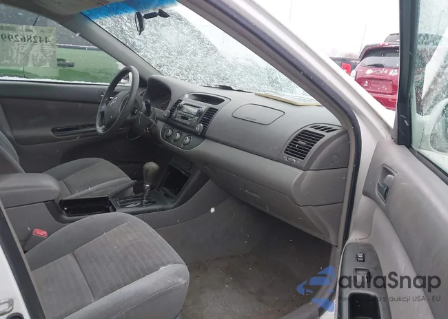 4T1BE32K76U690658: 44286299