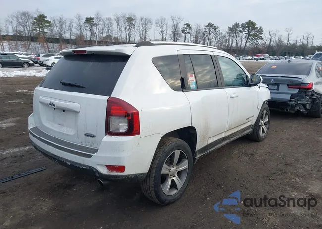 1C4NJDEB6HD192601: 44286333