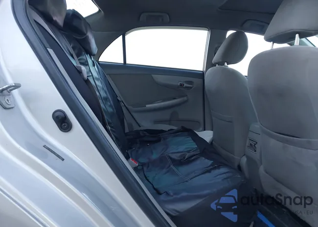 2T1BU4EE1AC310867: 44286339