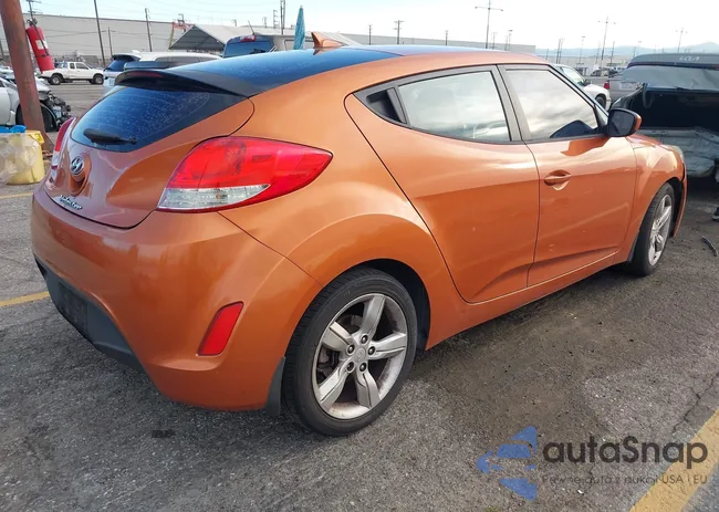 KMHTC6AD6CU065677: 44286366