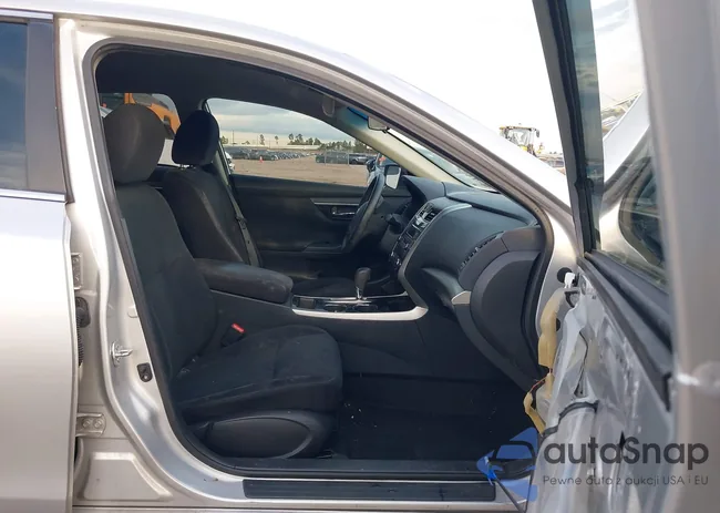 1N4AL3AP5EC272323: 44286437