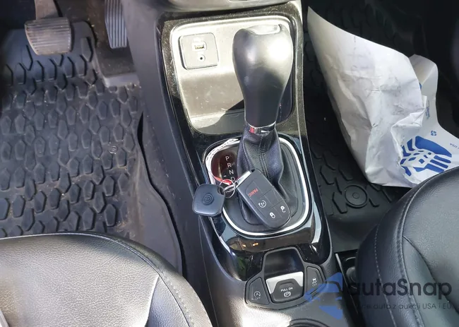 3C4NJCBB7KT836364: 44286447