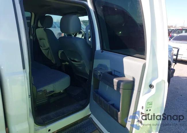 1FT7W2A61CEA21345: 44286501