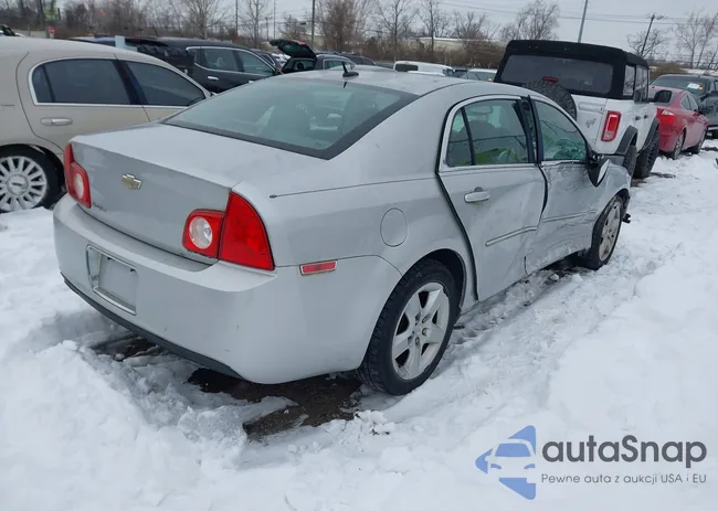 1G1ZB5EB4AF207653: 44286584