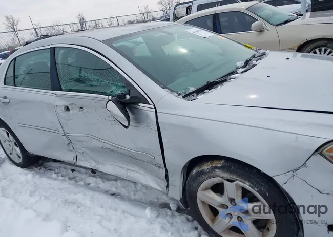 1G1ZB5EB4AF207653: 44286584