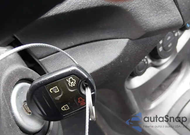 3FADP4AJ9JM121643: 44286618