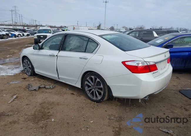 1HGCR2F5XFA042682: 44285681