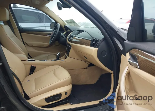 WBAVM1C50DVW46104: 44285697