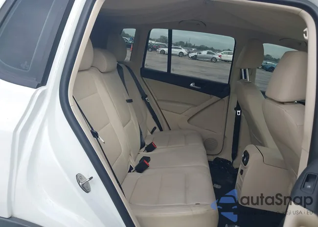 WVGAV7AX4GW506394: 44285730