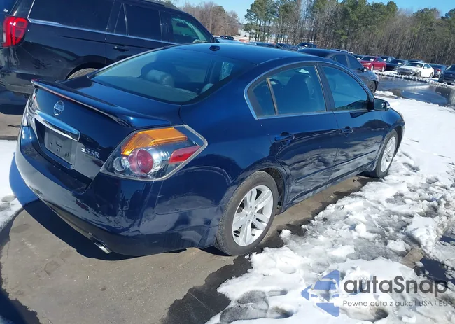 1N4BL2AP1AN525649: 44285805