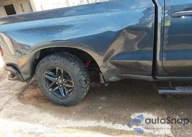 1GCRYCEF4KZ230721: 44285836