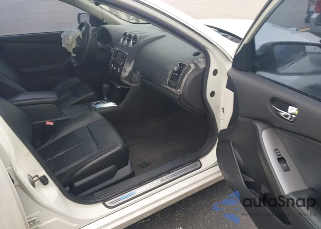 1N4BL2AP0AN536724: 44285873