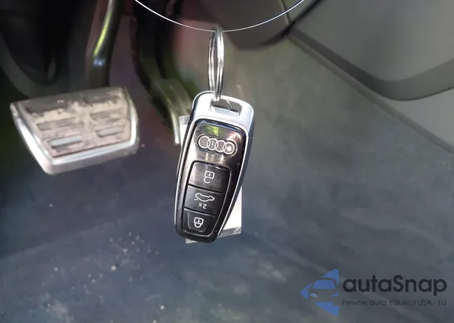 WU1ARAF18MD017596: 44285956