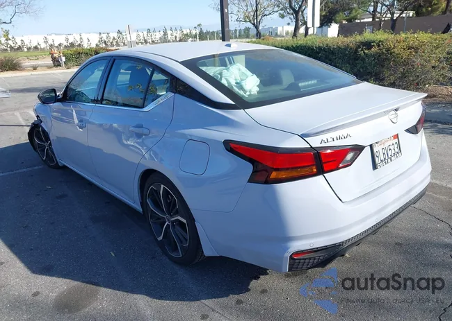 1N4BL4CV6RN321352: 44285967