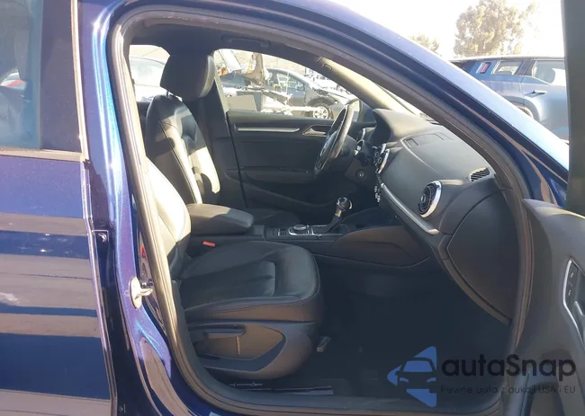 WAUA7GFF1G1063274: 44286030