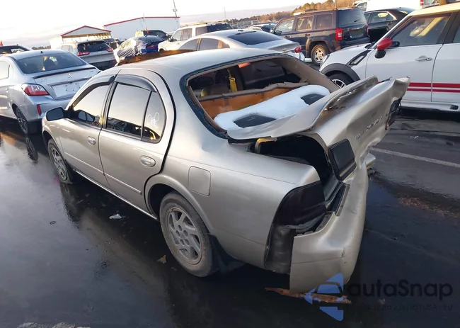 JN1CA21D5TM411241: 44287105