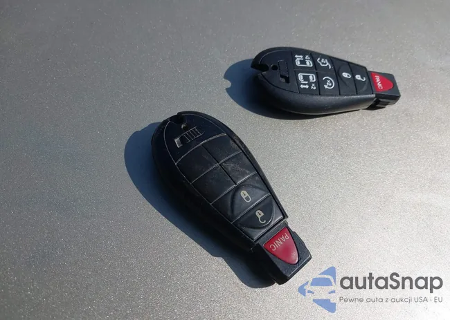 2A4RR5DG2BR780023: 44287166