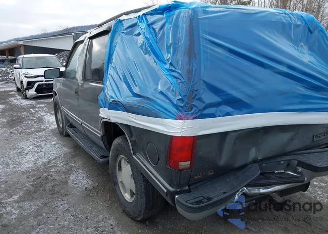 1GNEK13R4XJ428293: 44287169