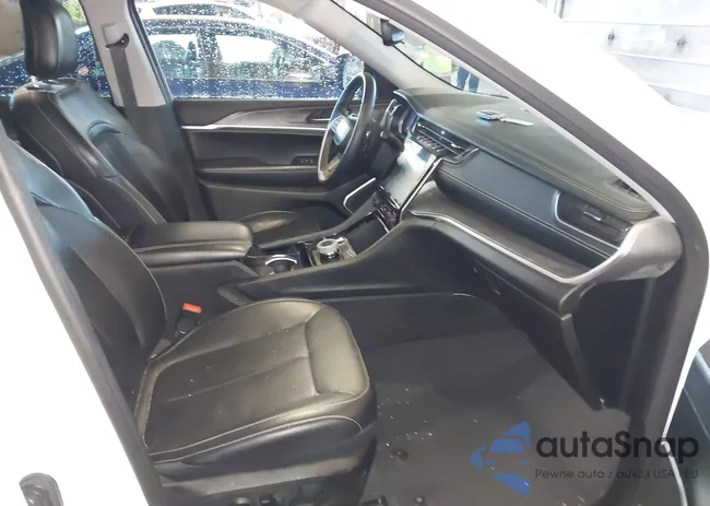 1C4RJKBG2N8546849: 44287201