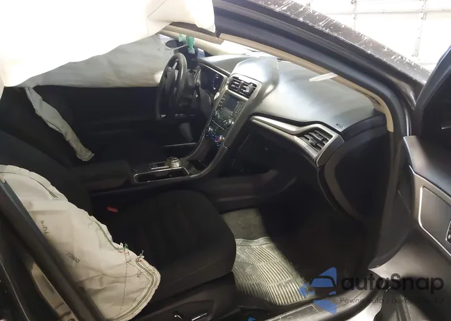 3FA6P0HDXJR159953: 44287217