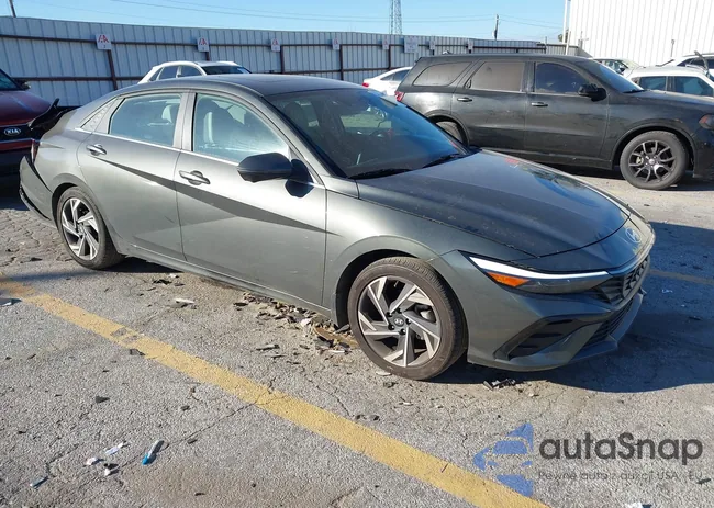 KMHLP4DG2RU795089: 44287221