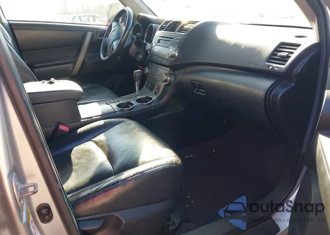 5TDKK3EH4AS010497: 44287379