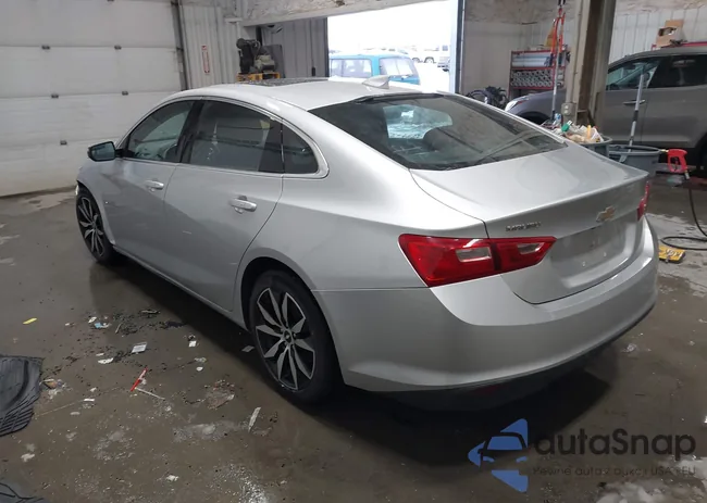 1G1ZE5ST9HF121396: 44287488