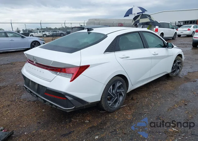 KMHLS4DG9SU029056: 44287556