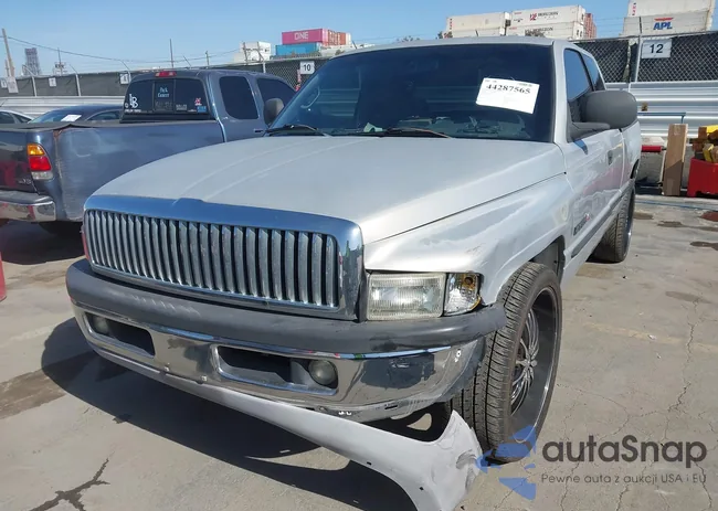 3B7HC12Z4WG177473: 44287565