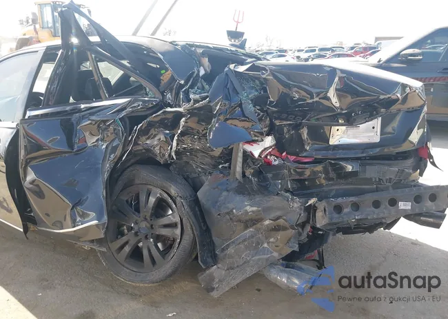 WDDGF8BB4AR111230: 44287566