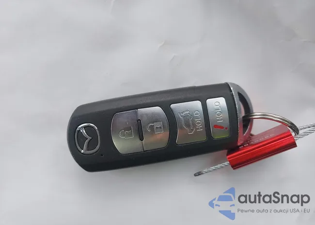 JM3TB3DV3B0330661: 44287601