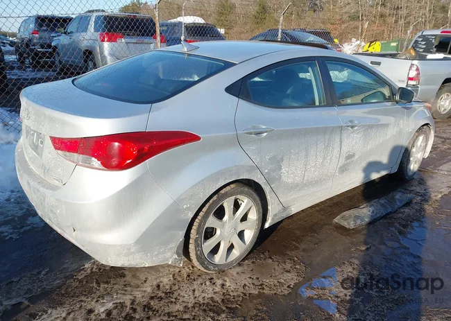 KMHDH4AE3DU664069: 44286845