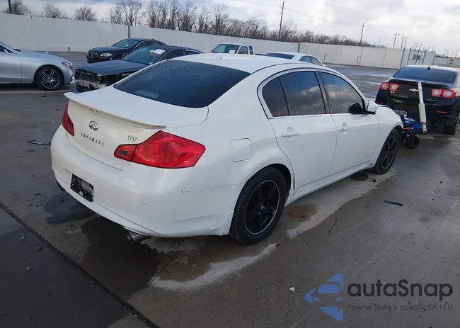 JN1CV6AP8AM402102: 44286847