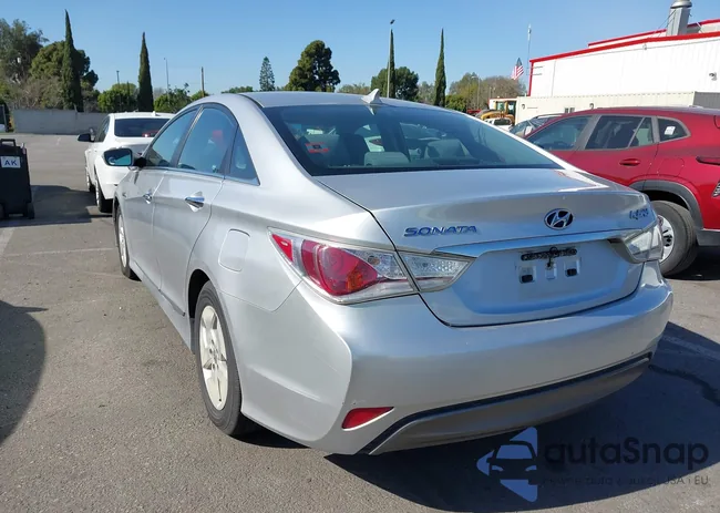 KMHEC4A43BA005093: 44288149