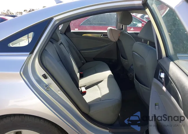 KMHEC4A43BA005093: 44288149