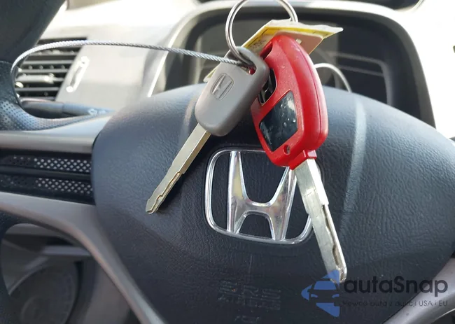 1HGFA15549L004552: 44288195