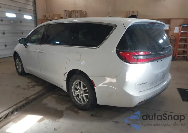 2C4RC1BG4SR562166: 44288200