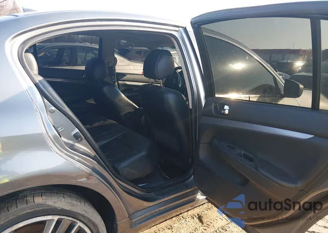 JN1CV6AR2DM356952: 44288285