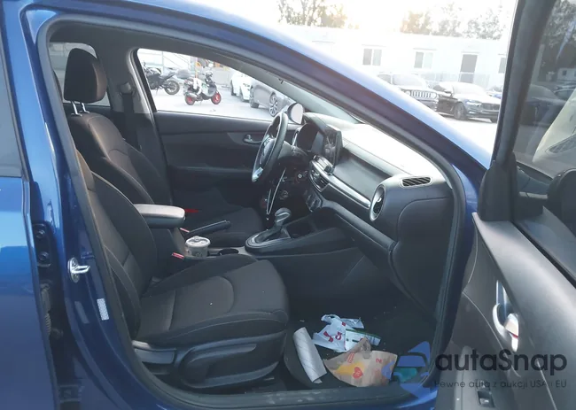 3KPF24AD4ME280127: 44288304