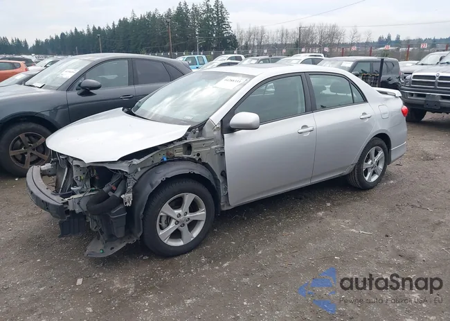 2T1BU4EE9CC890825: 44288333