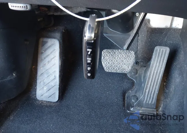 JM3TCADYXL0415526: 44288394