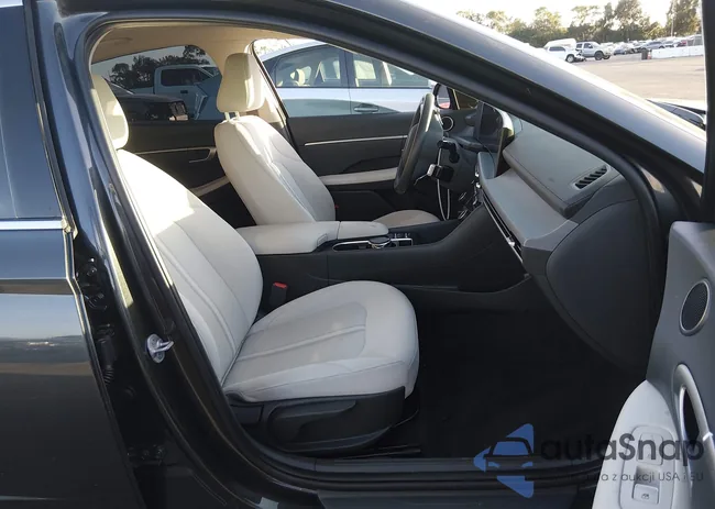 KMHL14JA6RA395801: 44288414