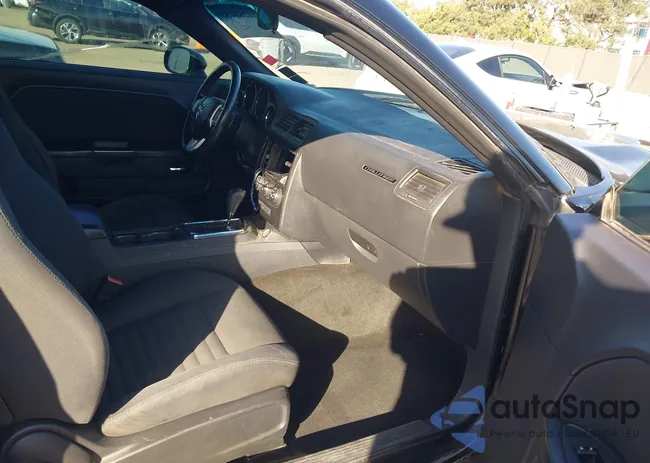 2C3CDYAG9CH268660: 44288453