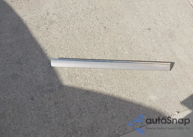 WDBJF65H6XA920142: 44288464