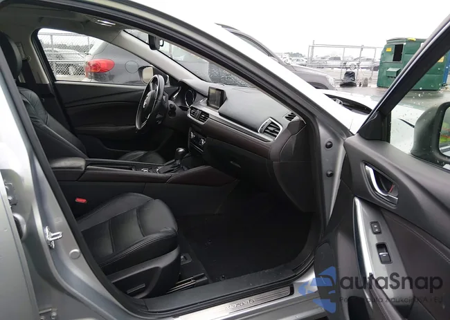 JM1GJ1W56G1400024: 44288588