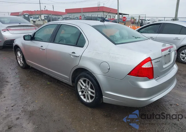 3FAHP0GA9BR321900: 44288636