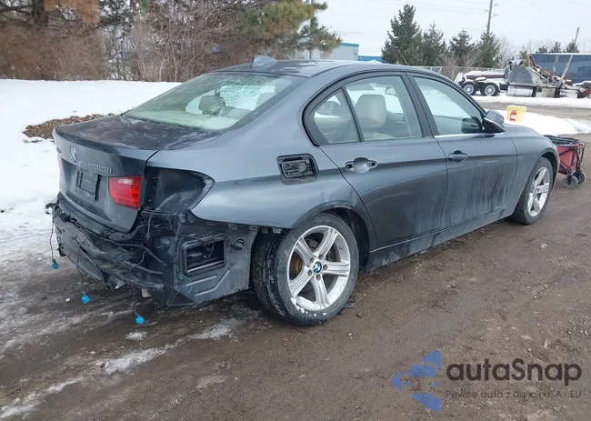 WBA3B3G54FNR86328: 44287664