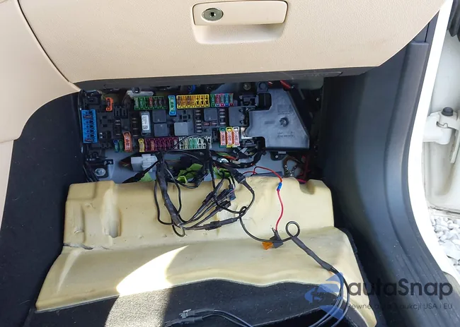 WDDSJ4GB9GN332901: 44287741