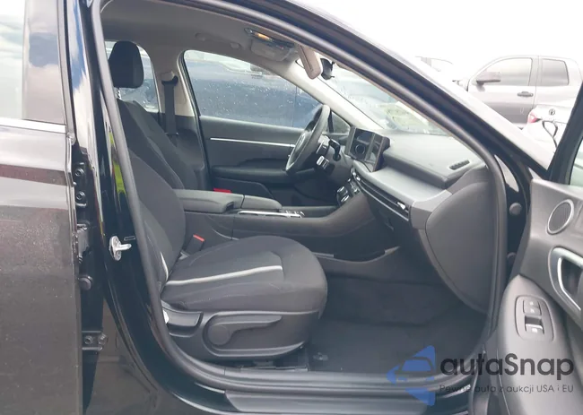 KMHL64JA1SA479564: 44287784